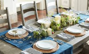Decorating Your table With Table Runners
